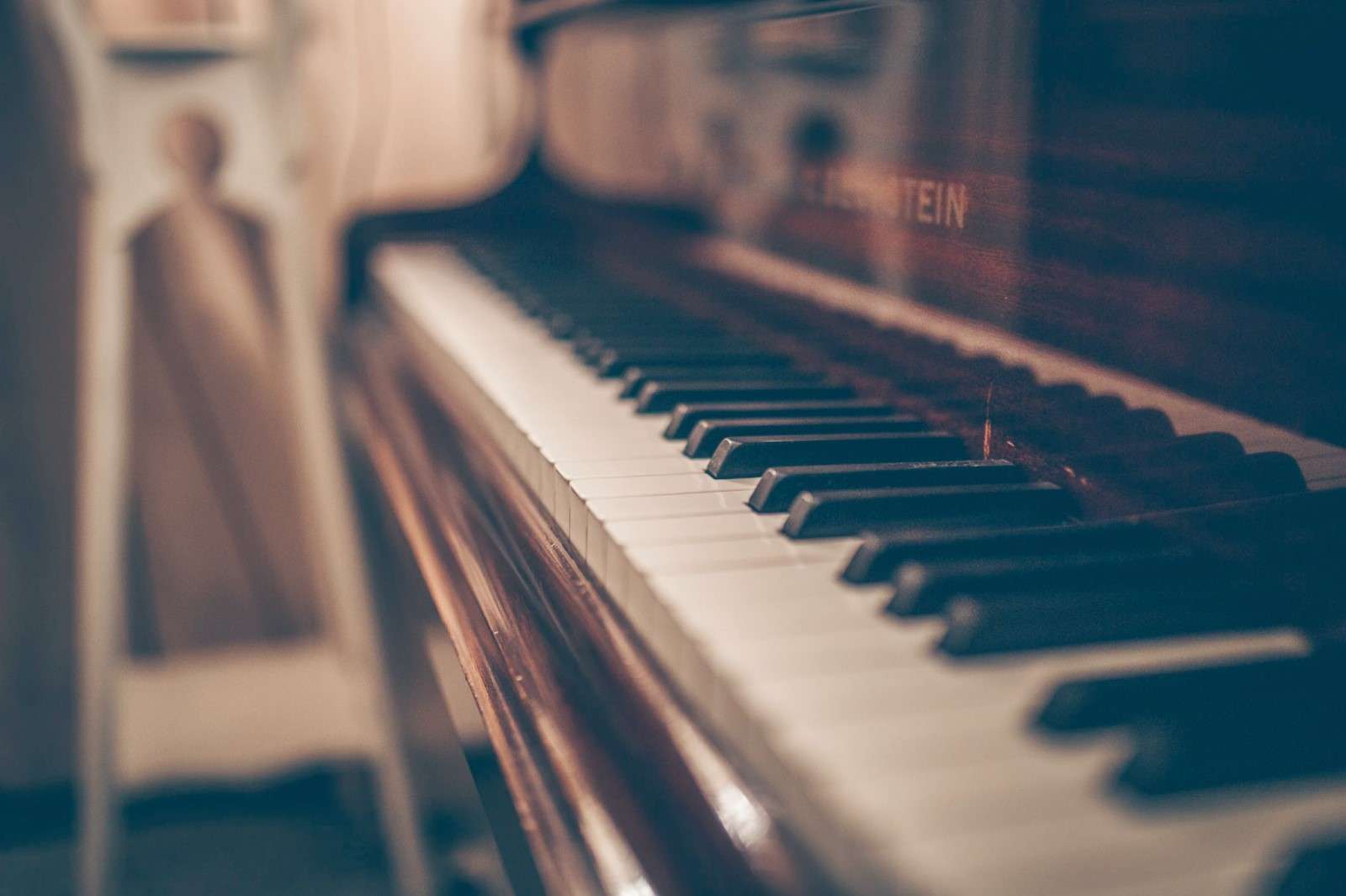 How To Improve Your Piano Playing Skills
